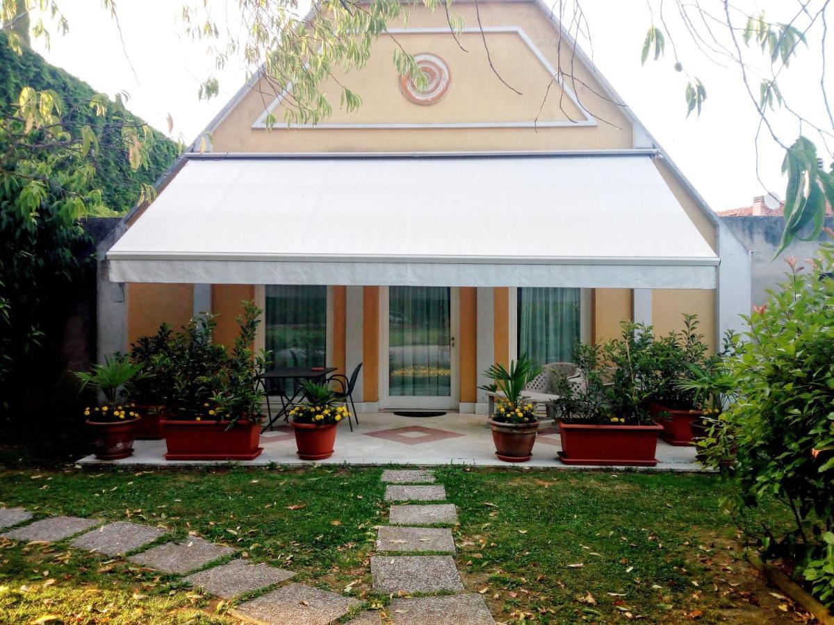 Villa Olanda Mira Bagian luar foto